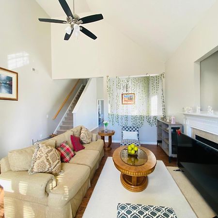 Spacious Room With Shared Bathroom Роли Экстерьер фото